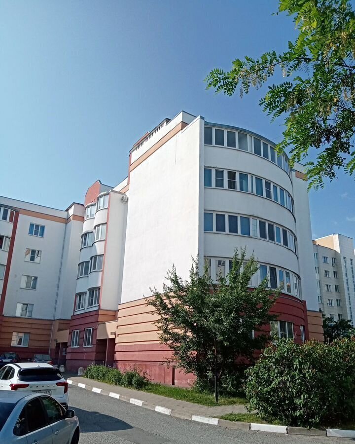 квартира г Старый Оскол мкр-н Дубрава, квартал 3, 33 фото 1