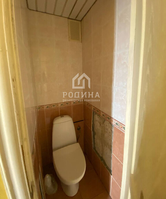 комната г Комсомольск-на-Амуре 66-й квартал б-р Юности 14к/4 фото 5