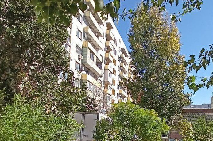 квартира г Астрахань р-н Ленинский ул Профсоюзная 8 фото 1