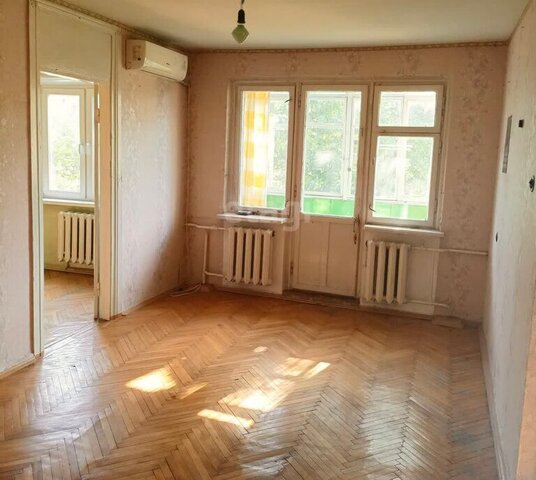 пл 50 лет Октября 4 фото