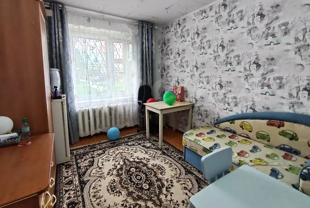квартира г Тобольск мкр 4 32 фото 10