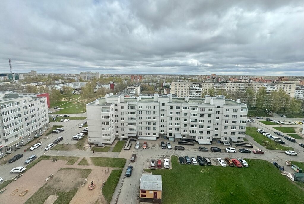 квартира р-н Киришский г Кириши наб Волховская 52 фото 4