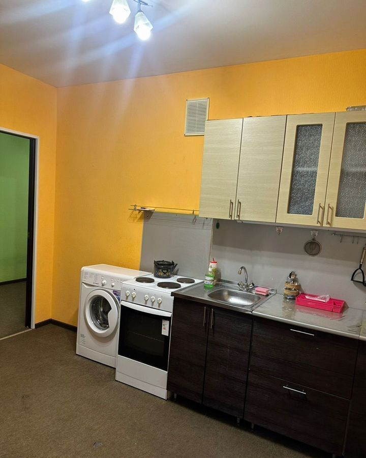 квартира г Тобольск мкр-н 7А, 32Г фото 1