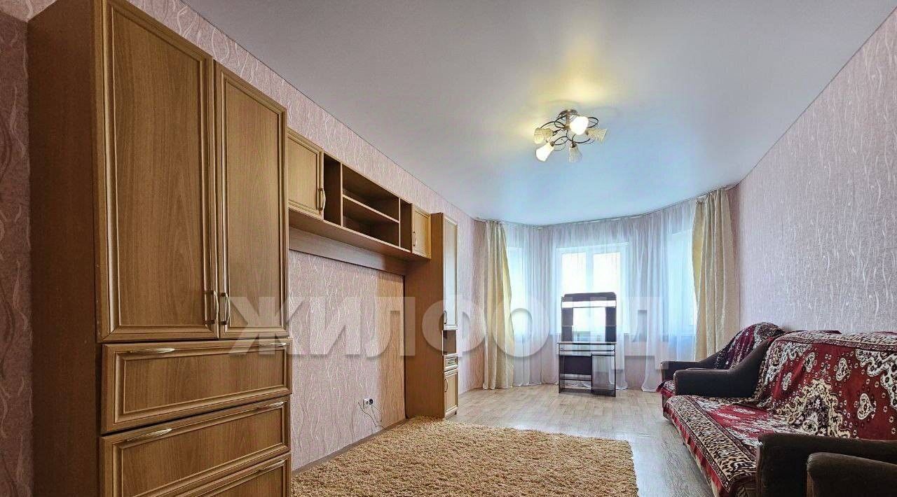 квартира г Брянск р-н Советский Красноармейская ул., 38 фото 1