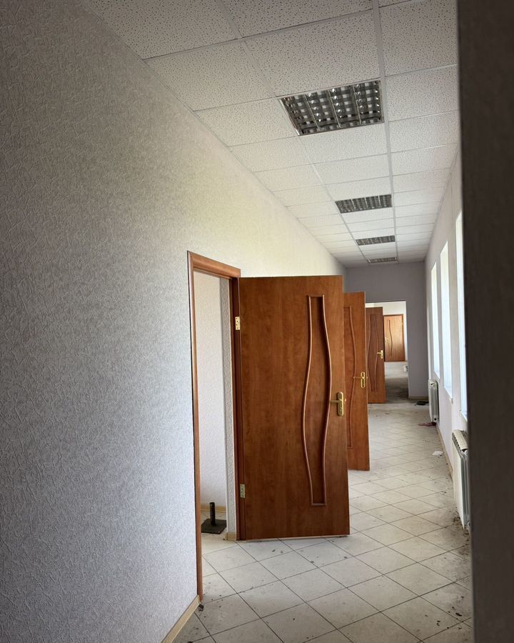 офис г Абакан р-н зона квартал Молодежный 1Б фото 17