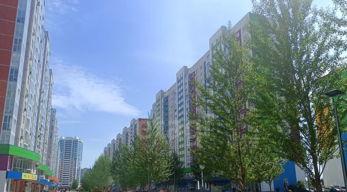 квартира г Тюмень р-н Восточный ул Федюнинского 56к/1 фото 33