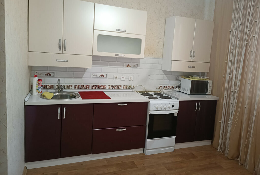 квартира г Энгельс ул Свердлова 13 фото 1
