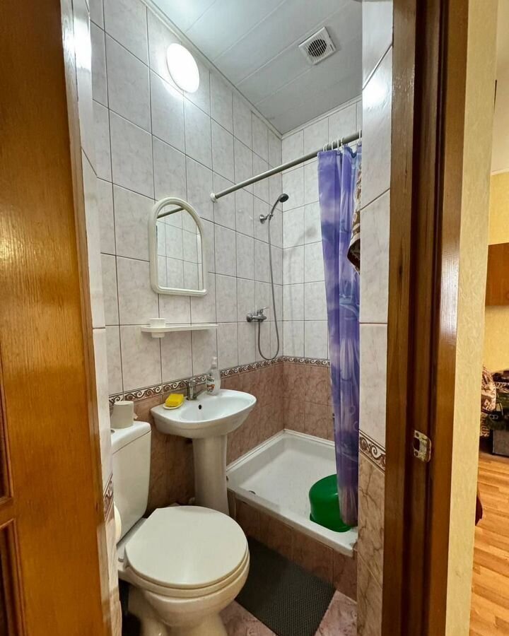 комната г Феодосия ул Земская 7 фото 10