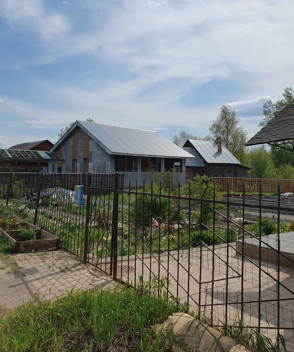 дом г Сыктывкар пгт Краснозатонский ул Трудовая 2 фото 1
