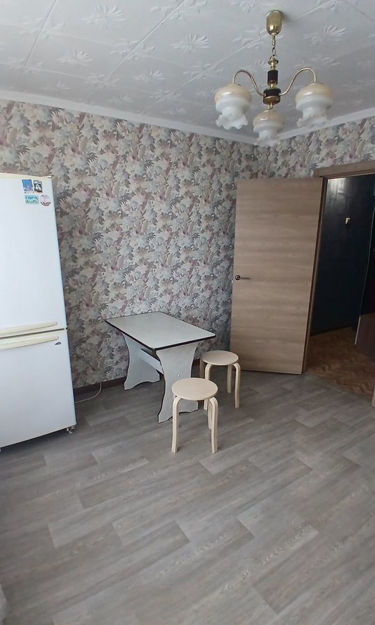 квартира г Курчатов ул Садовая 13 фото 2