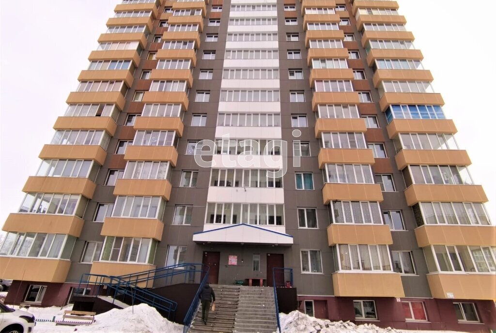 квартира г Петропавловск-Камчатский ул Дальневосточная 30 фото 1