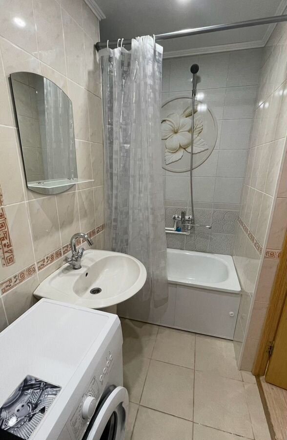 квартира г Астрахань р-н Кировский ул Сен-Симона 33 фото 4