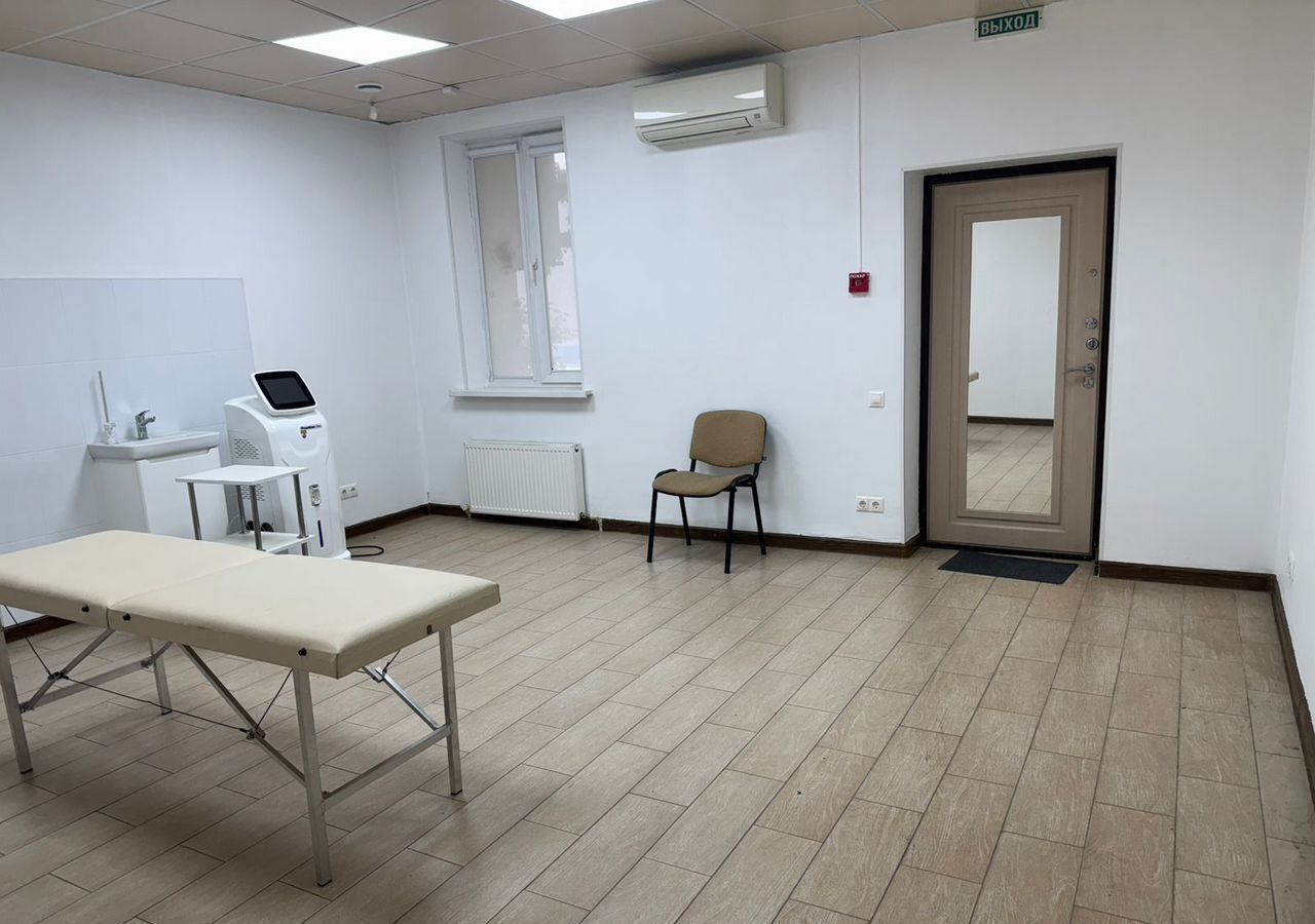 офис г Новороссийск р-н Центральный ул Конституции 22 фото 2