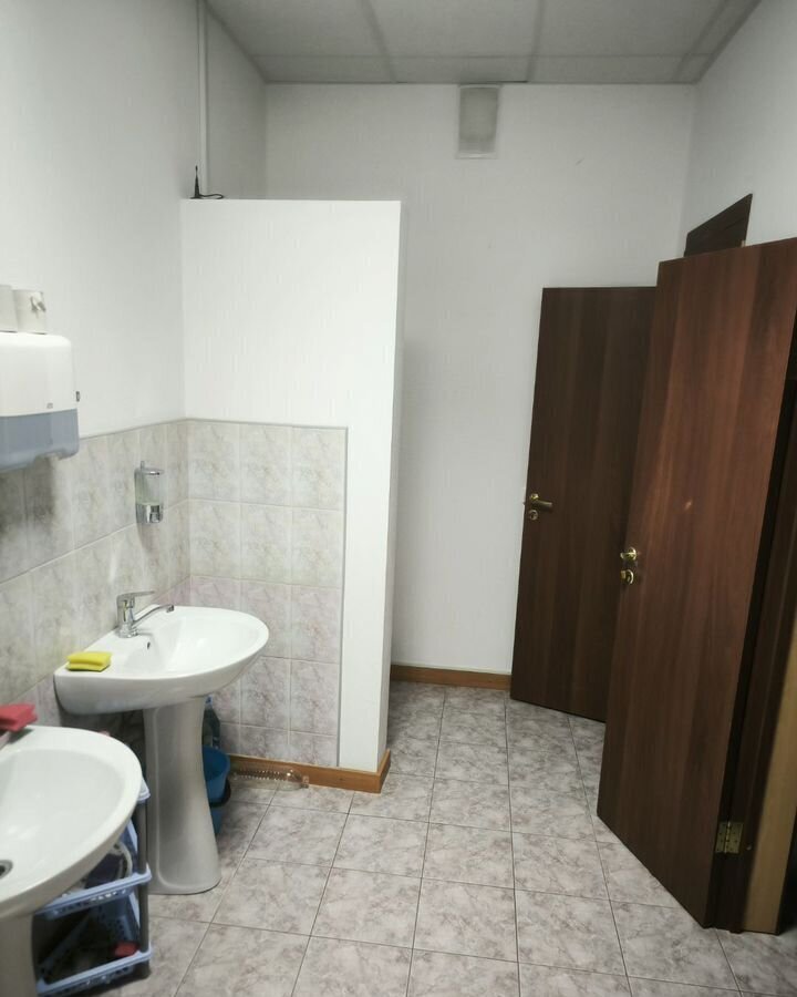 свободного назначения г Саратов р-н Волжский ул Тенистая 17 фото 19