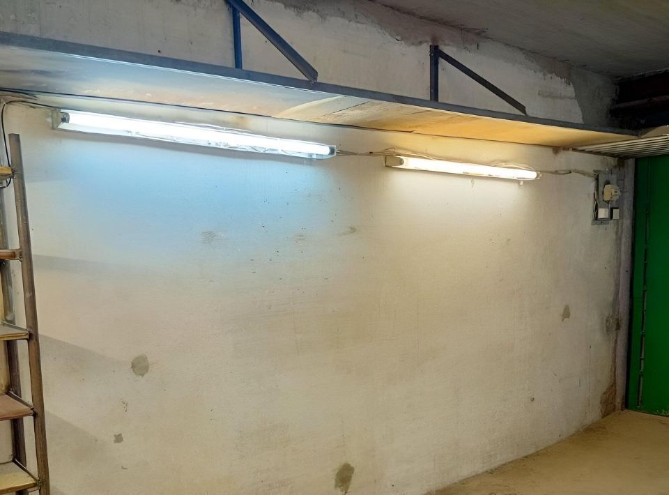 гараж г Тольятти р-н Автозаводский ул Офицерская 62 фото 4