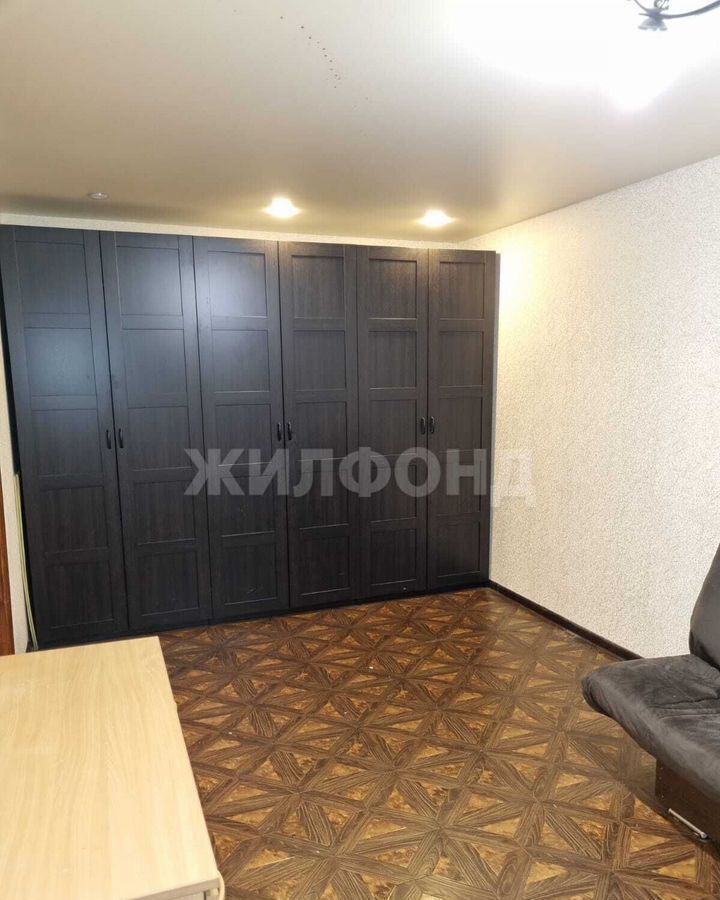 квартира г Новосибирск Золотая Нива ул Адриена Лежена 5а фото 3