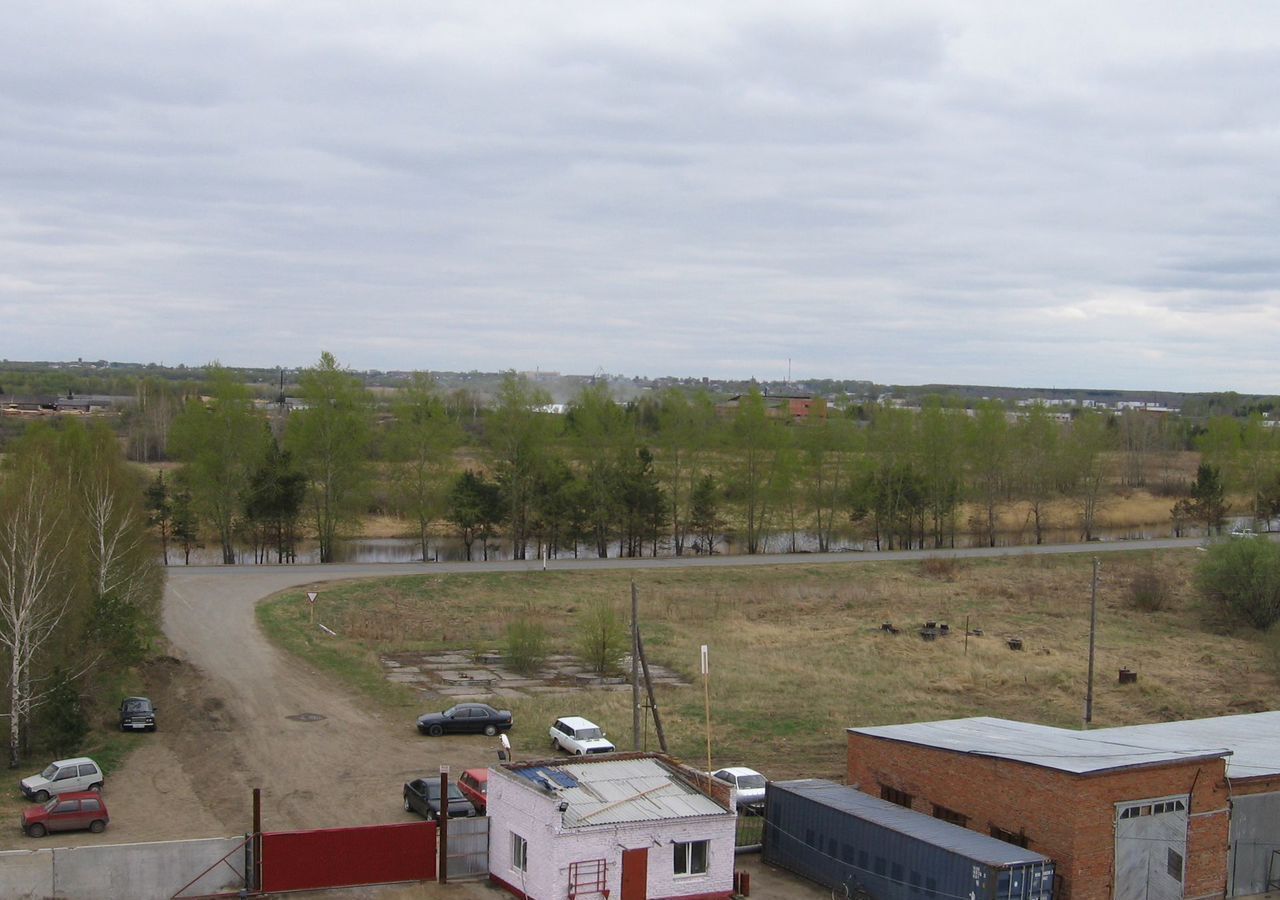 производственные, складские р-н Тарский г Тара ул 12-я Рабочая 1 Тарское городское поселение фото 2