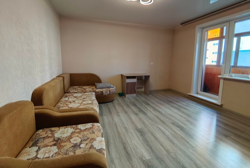 квартира г Кемерово р-н Рудничный пр-кт Шахтеров 93 фото 2