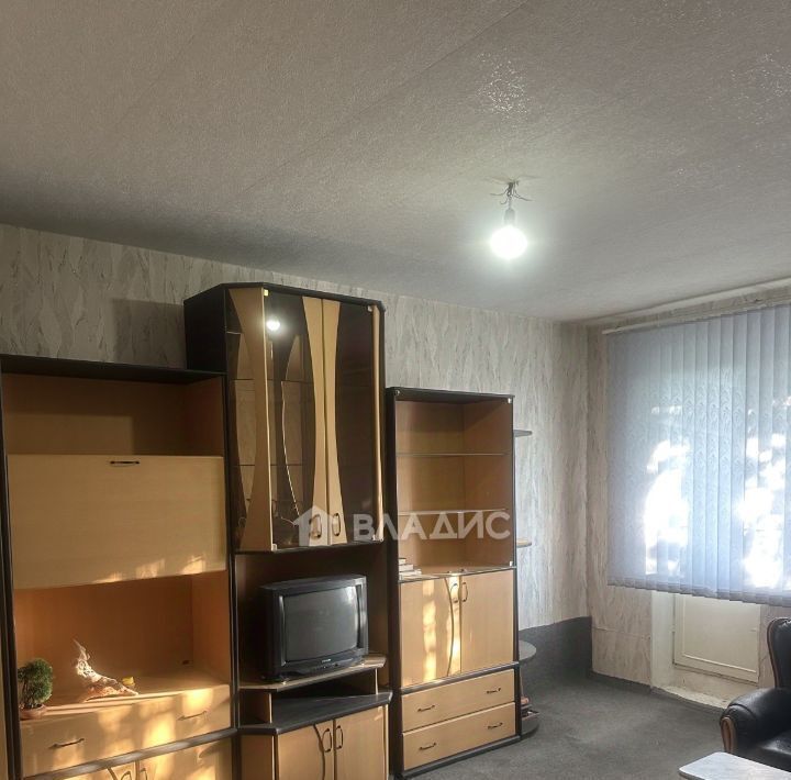 квартира г Волгоград р-н Дзержинский мкр Жилгородок ул им. Гейне 3а фото 3
