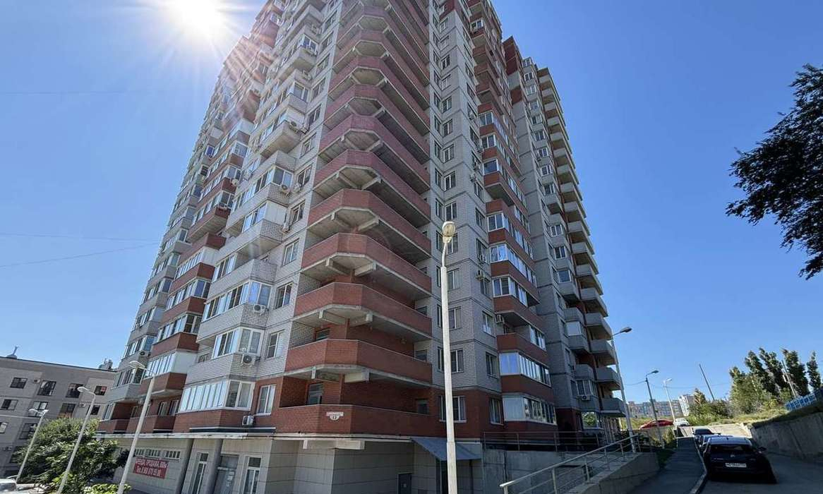 квартира г Волгоград р-н Советский жилой дом Вершина Петрова м-н, 13 фото 1