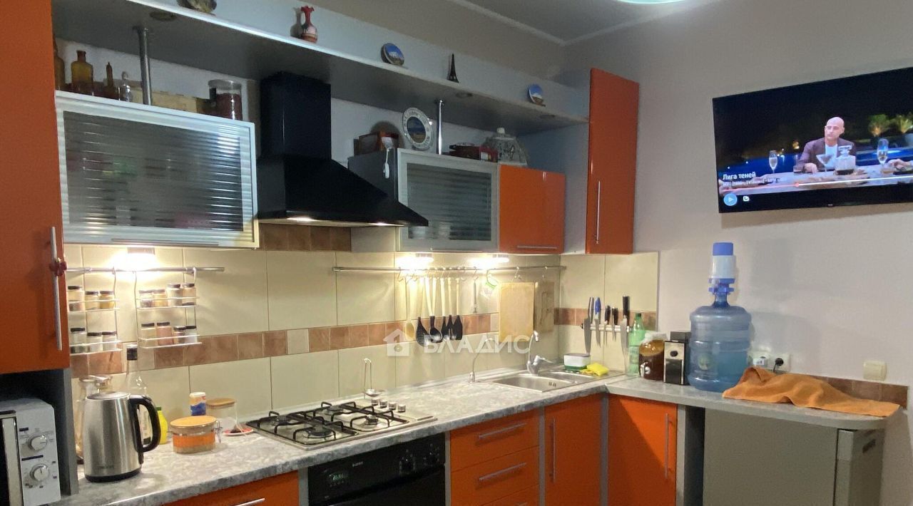 квартира г Калининград р-н Ленинградский ул В.Гакуна 10 фото 1