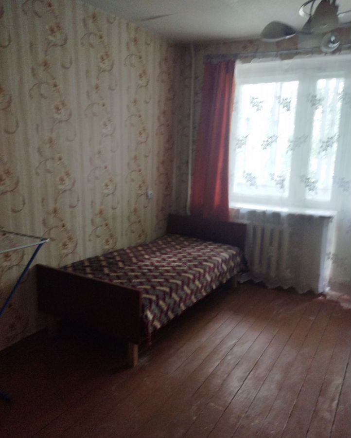 квартира р-н Рославльский г Рославль 12-й мкр-н, 2 фото 2