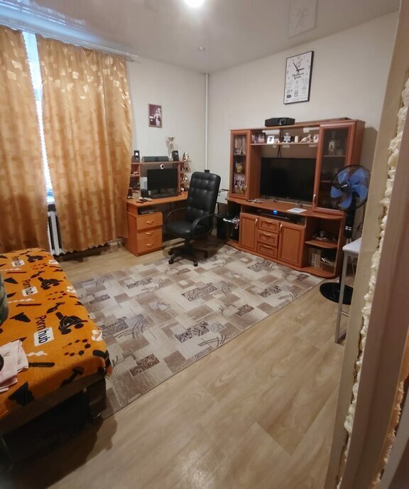 квартира г Омск ул 11-я Линия 181 фото 3