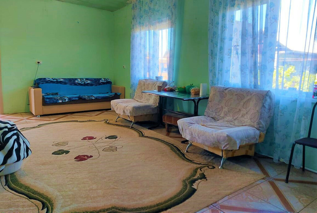 дом р-н Ейский г Ейск 6-я улица фото 1