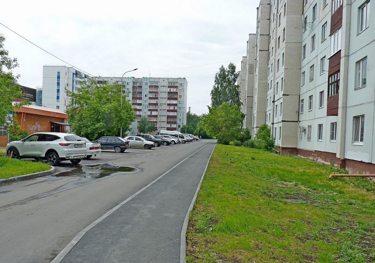 квартира г Тобольск 9-й мкр-н, 11 фото 4