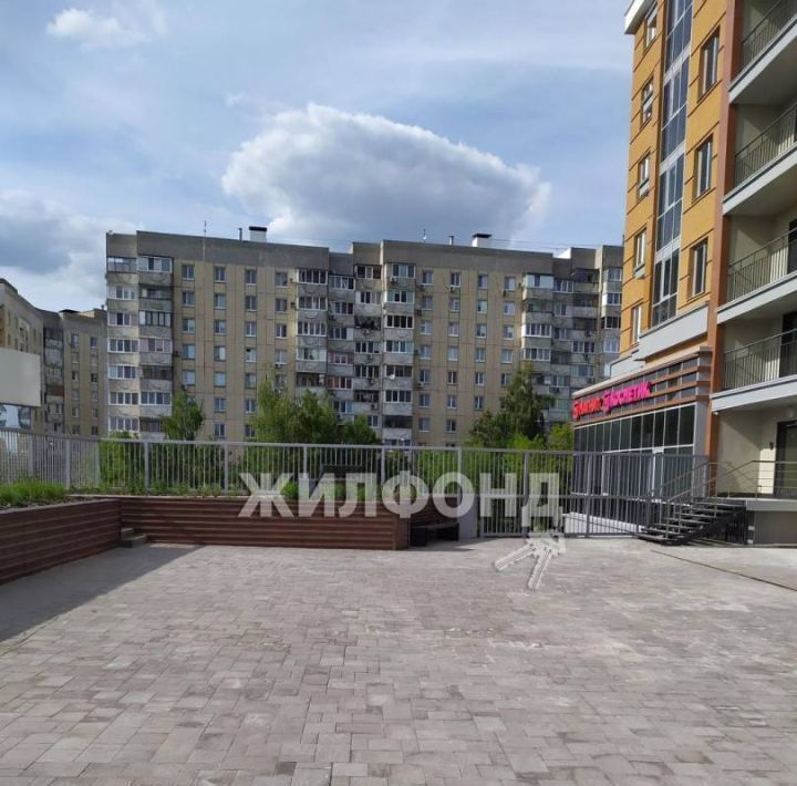 квартира г Белгород Западный ул Есенина 15 фото 3