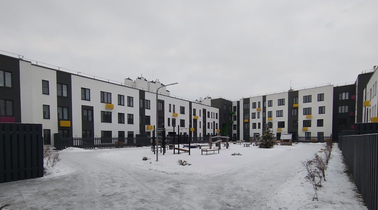 квартира г Калуга р-н Московский ул Белые Росы 3 фото 14