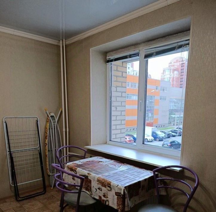 квартира г Санкт-Петербург метро Ладожская ул Коммуны 28к/3 фото 4