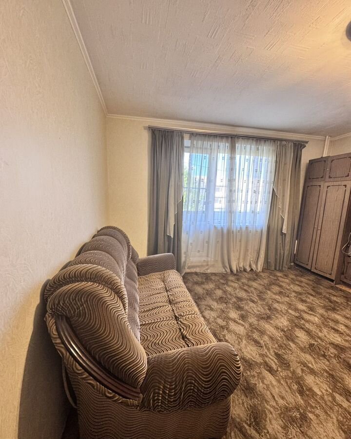 квартира г Черногорск ул Калинина 17а фото 2