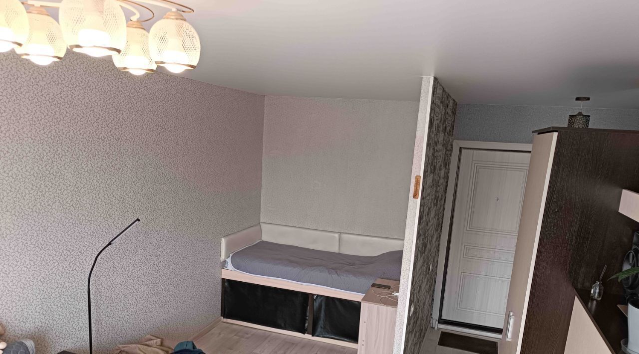 квартира г Тольятти р-н Автозаводский ул Революционная 34 фото 2