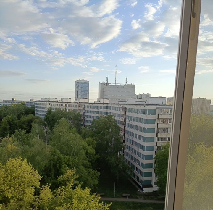 комната г Набережные Челны р-н Центральный 7-й комплекс 15 фото 1
