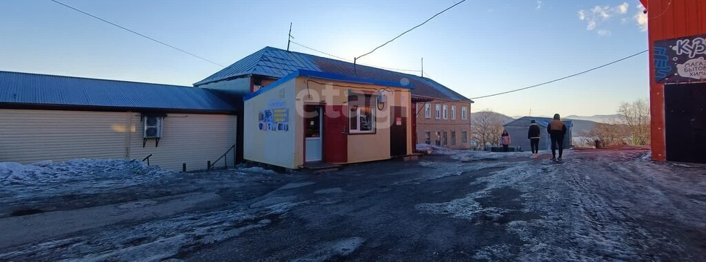 торговое помещение г Петропавловск-Камчатский ул Сахалинская 2 фото 3