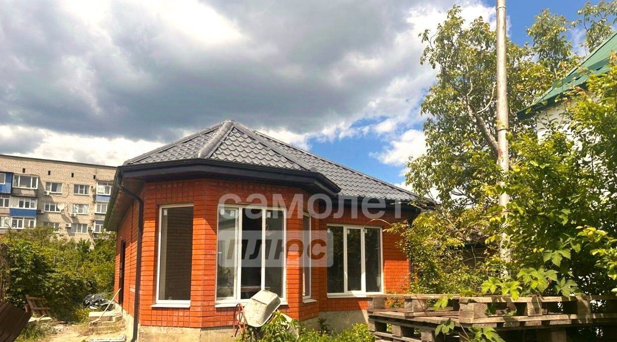 дом р-н Крымский г Крымск ул Ленина фото 1