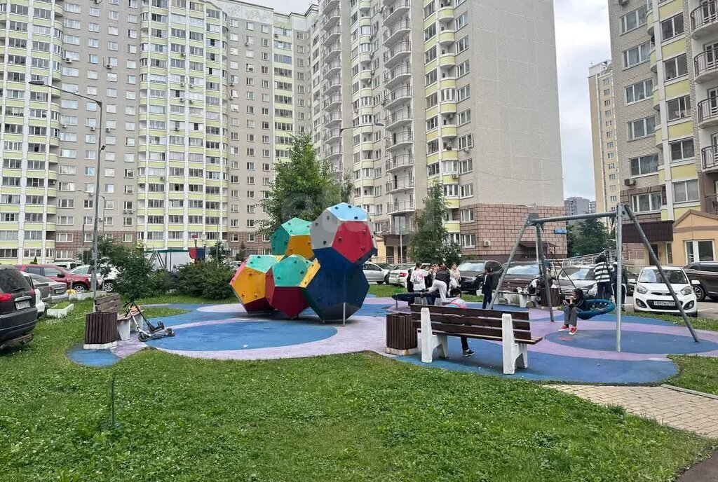 квартира г Москва п Московский метро Рассказовка улица Бианки, 5к 1 фото 18