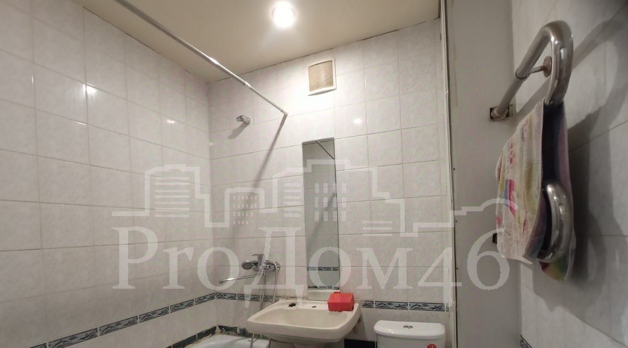 квартира г Курск р-н Центральный ул Институтская 48 фото 9