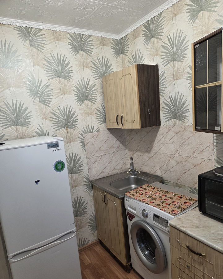 квартира г Белогорск ул Чехова 39б фото 6