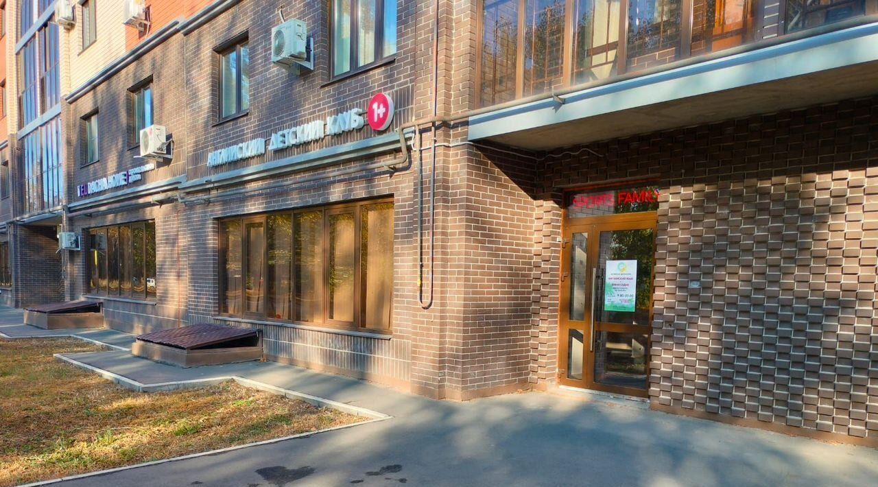свободного назначения г Казань р-н Приволжский ул Рауиса Гареева 90к/1 фото 1