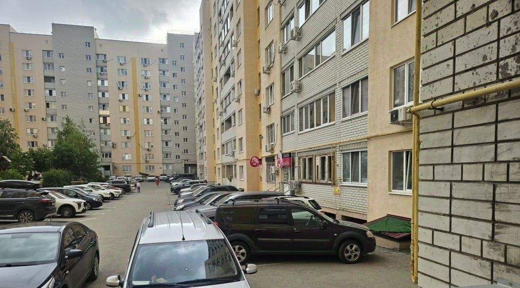 квартира г Саратов р-н Кировский ул им Лисина С.П. 6 фото 19