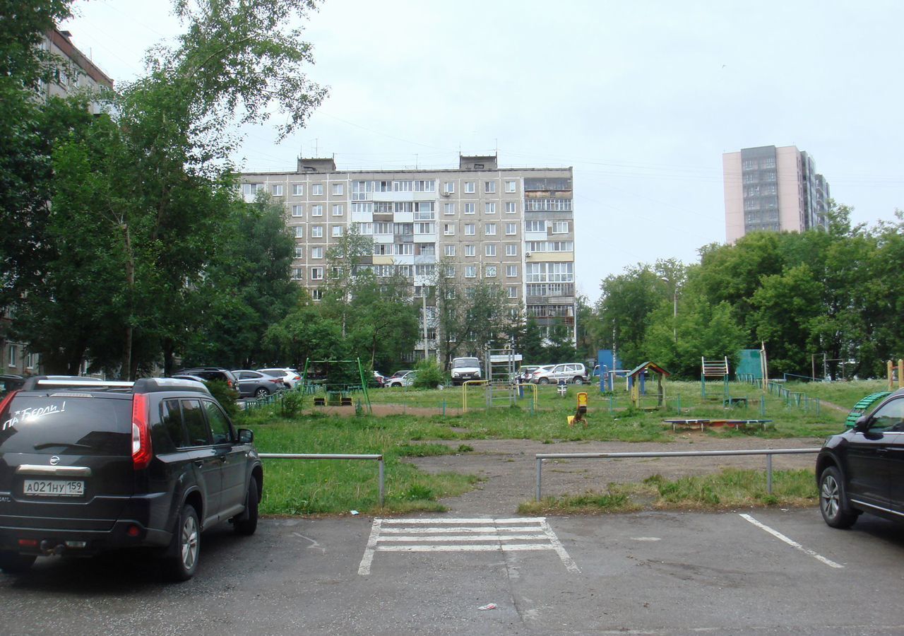 квартира г Пермь р-н Мотовилихинский ул Чехова 26 фото 2