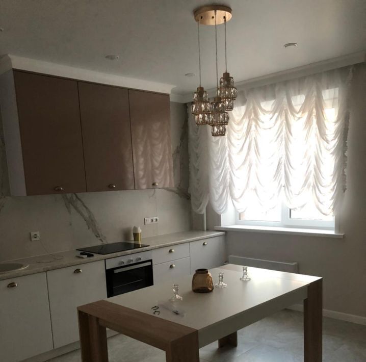 квартира г Тольятти р-н Автозаводский ул Революционная 51 фото 3