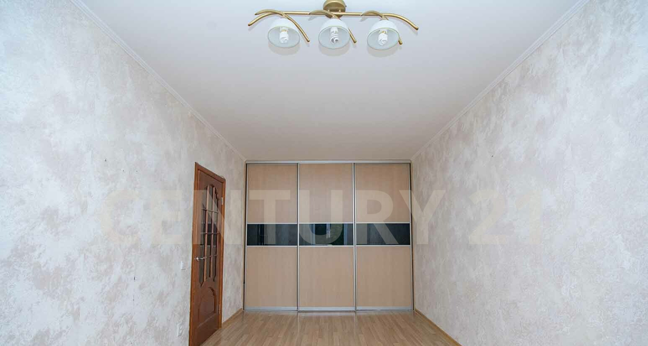 квартира г Ульяновск ул Кузоватовская 42 2-й УЗТС м-н фото 5