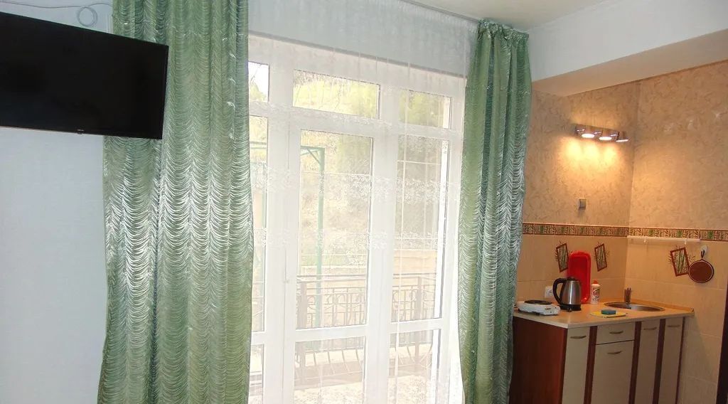 комната г Судак пгт Новый свет ул Шаляпина 16в фото 10