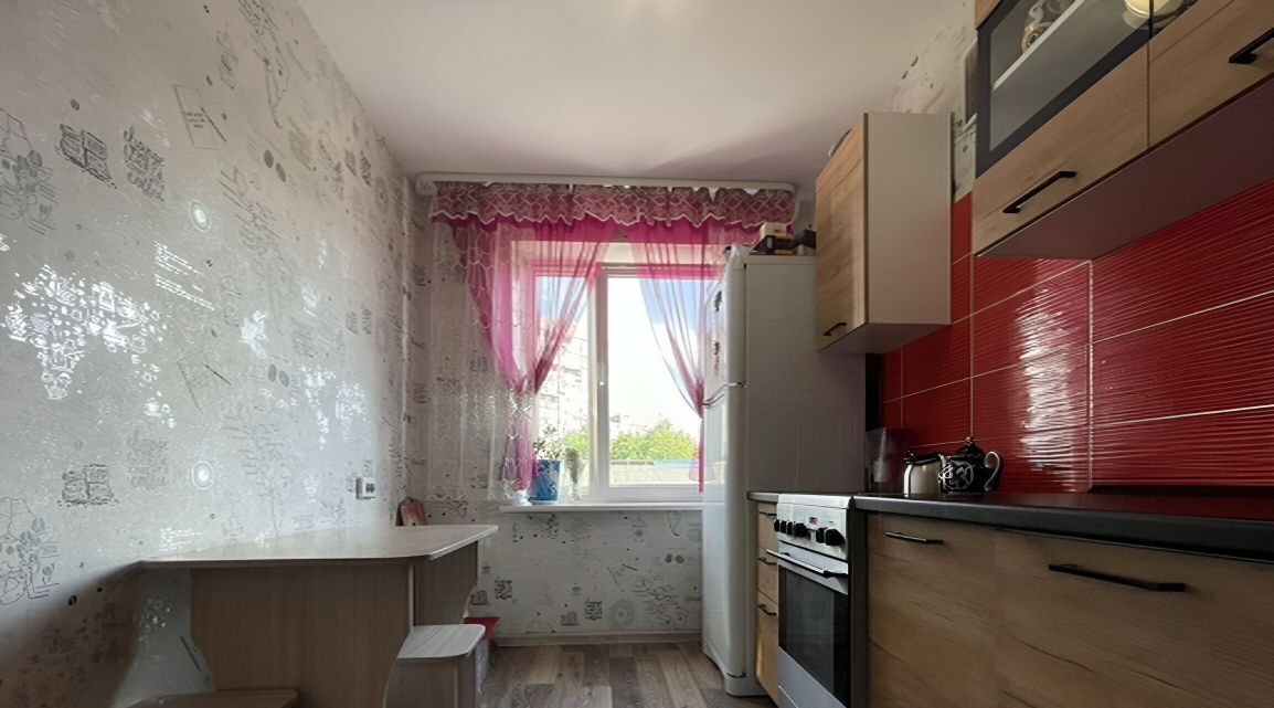 квартира г Новокузнецк р-н Центральный ул Кирова 103 фото 2