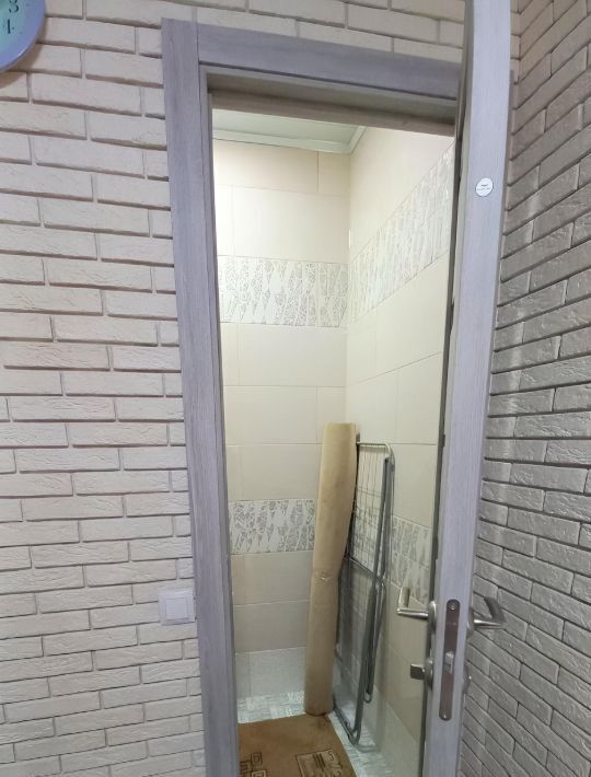 комната г Омск р-н Кировский ул Дмитриева 5/3 фото 3