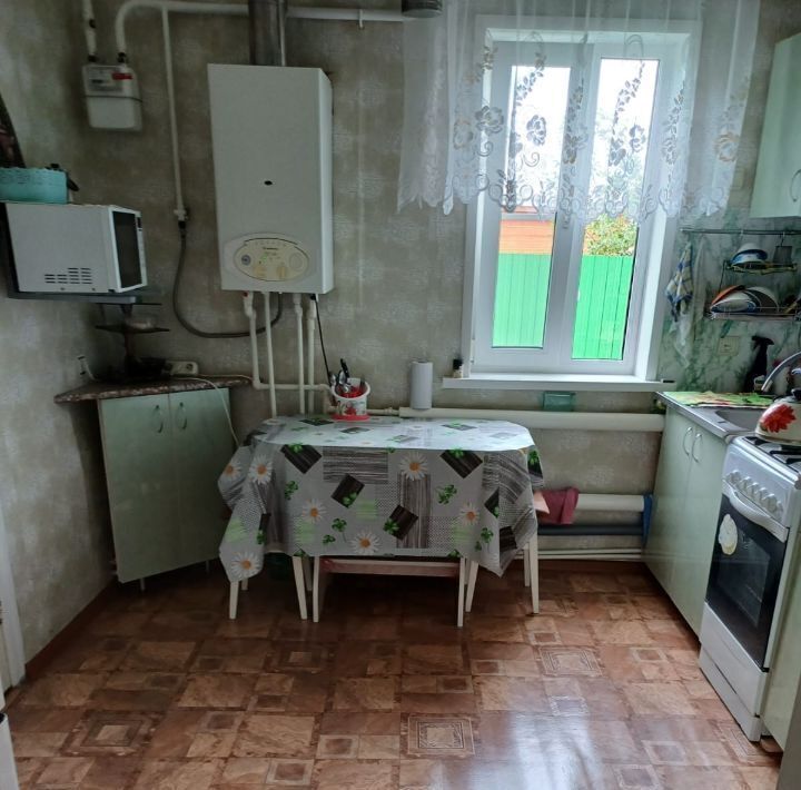 дом р-н Бобровский г Бобров ул Спартака 144 фото 2