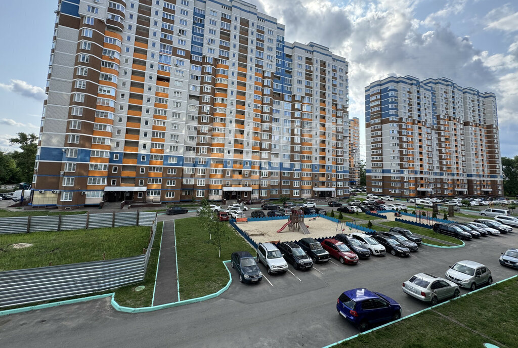 квартира г Брянск р-н Володарский ул Комарова 49 фото 15